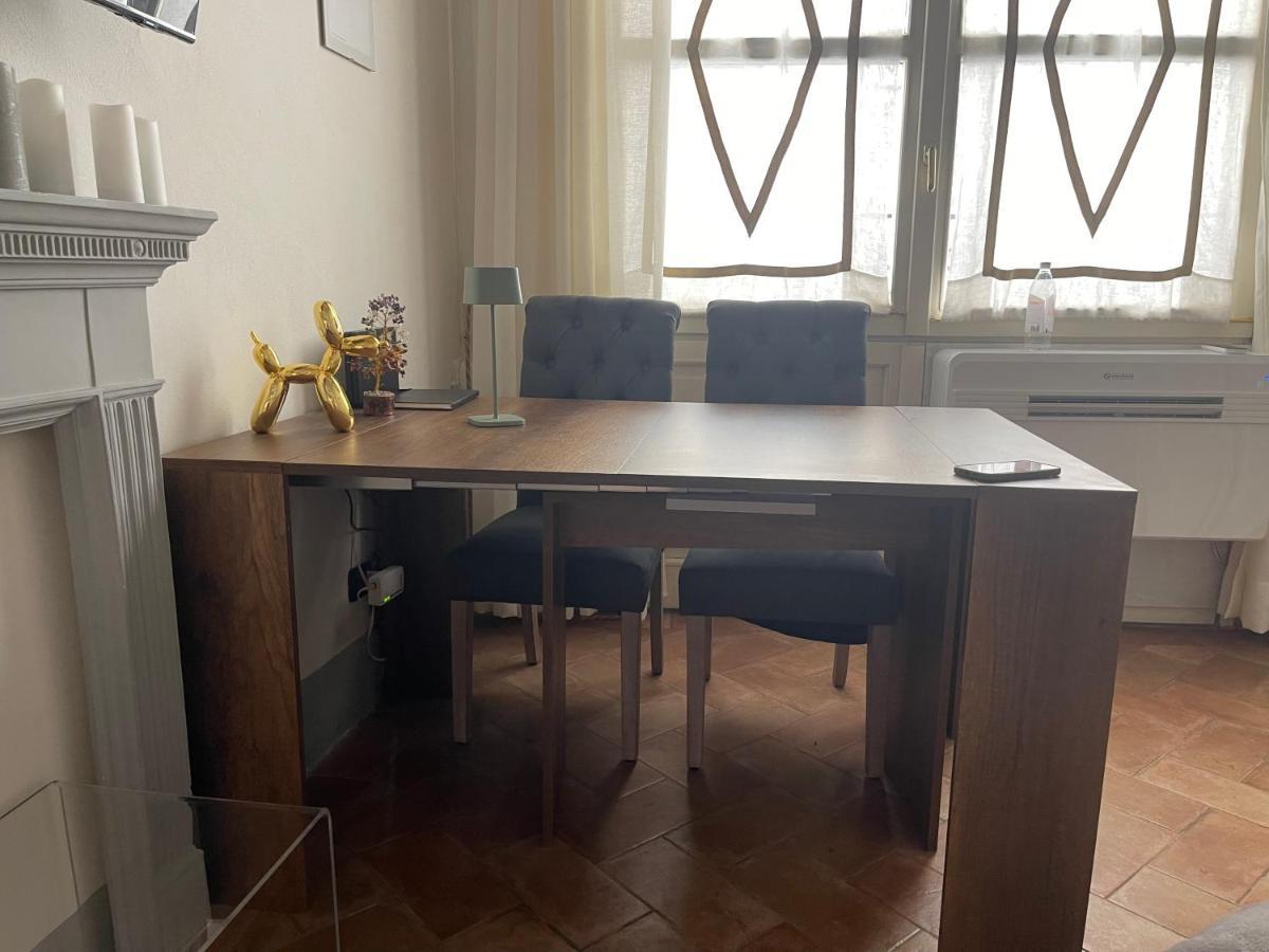 Appartement Unique And Antique